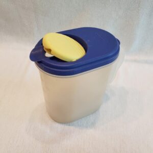 Sterilite Frosted Plastic Pitcher