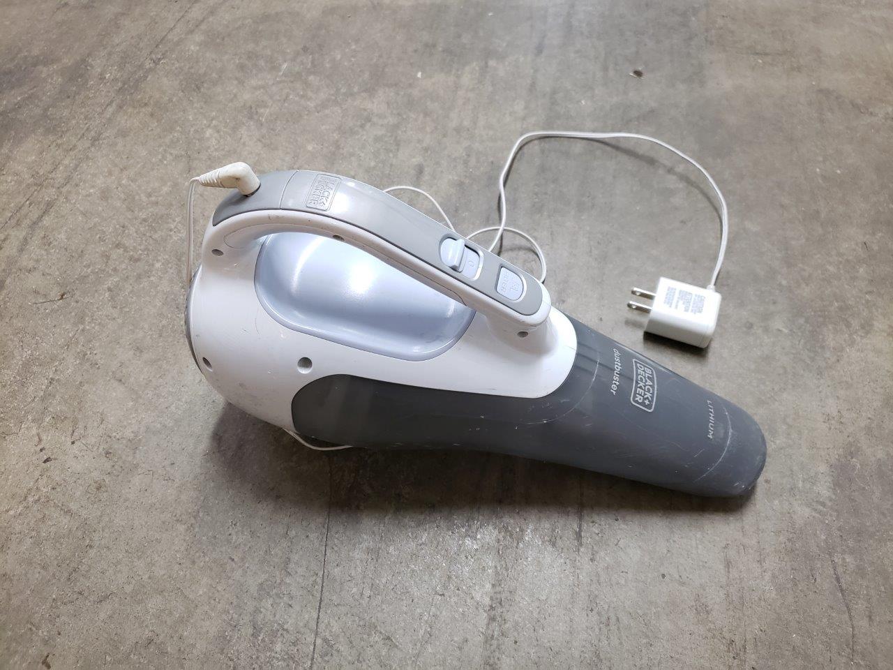 Black + Decker Dustbuster Lithium Hand Vacuum with Charger Adapter Power Supply 15v (S003AQU1500015) - Image 6